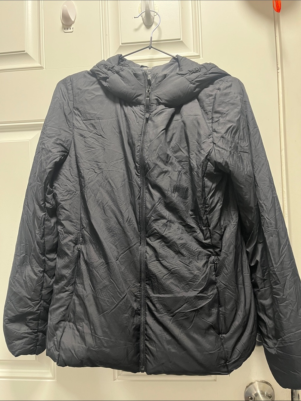 Uniqlo Black Hooded Packable Puffer Jacket